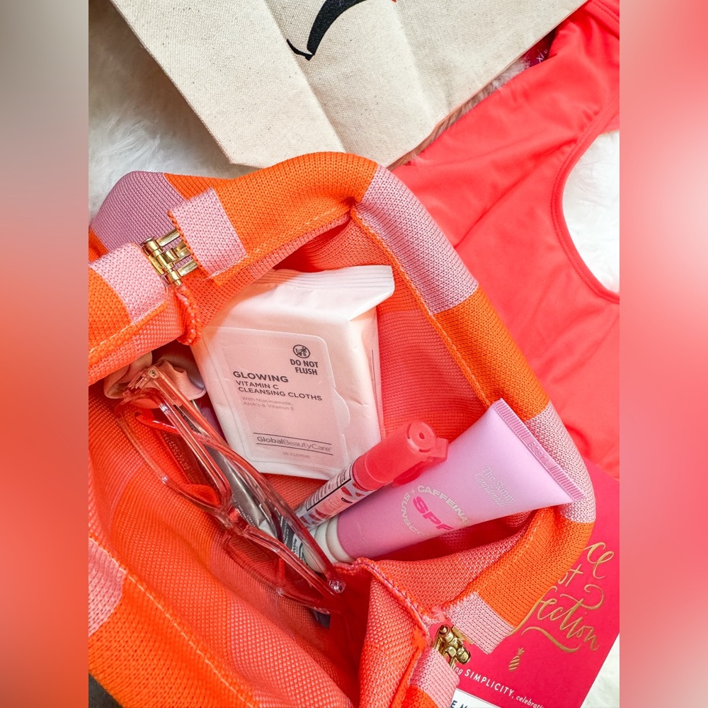 Hot Mom Pink Coral Beach Bundle 🌊 Swimsuit + Tote + Summer Gift Set Size Medium - Picture 11 of 16